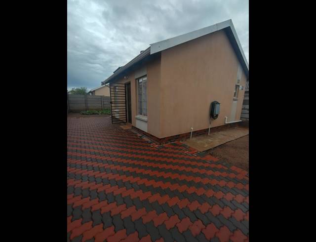 2 BEDROOM PROPERTY TO RENT IN SKY CITY